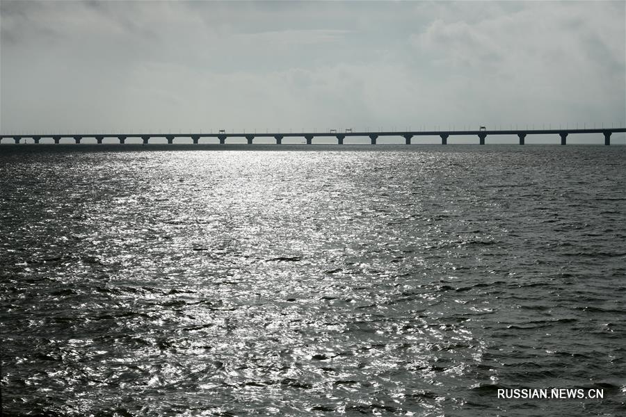 Мост Сянган-Чжухай-Аомэнь выдержал удар тайфуна "Мангхут"