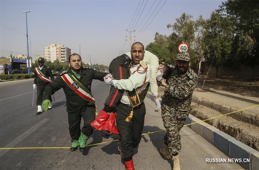 24 человека погибли, 53 пострадали в результате нападения на военный парад в Иране  