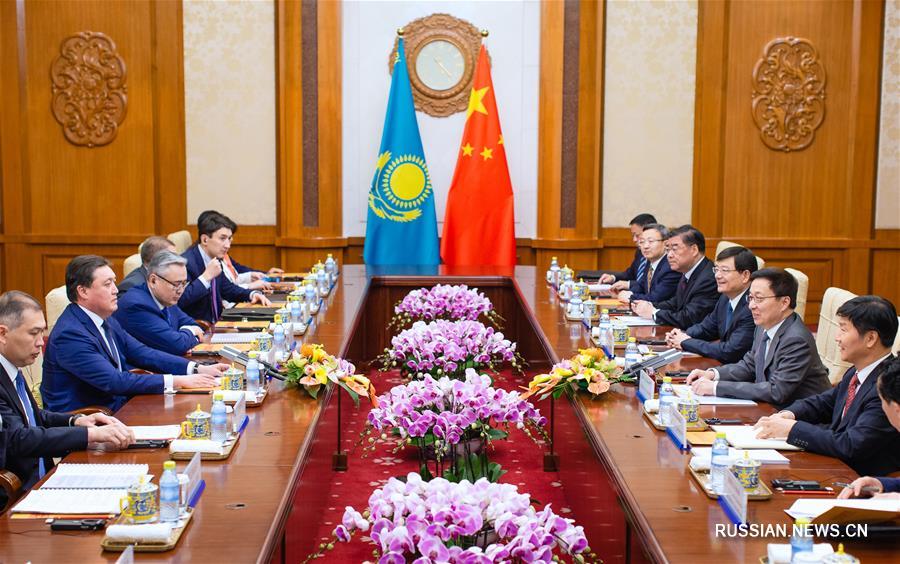 Хань Чжэн провел встречу с первым заместителем премьер-министра Казахстана