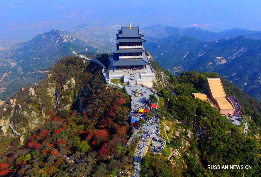 За неделю каникул по случаю Национального праздника объем внутреннего туризма в Китае составил 726 млн человек
