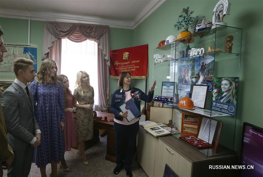 Белорусский республиканский союз молодежи отмечает 100-летие Комсомола