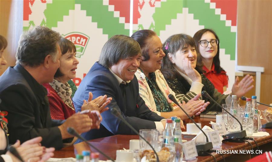 Белорусский республиканский союз молодежи отмечает 100-летие Комсомола