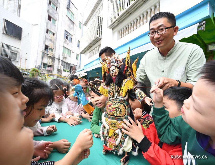 Мастер-кукольник из провинции Фуцзянь