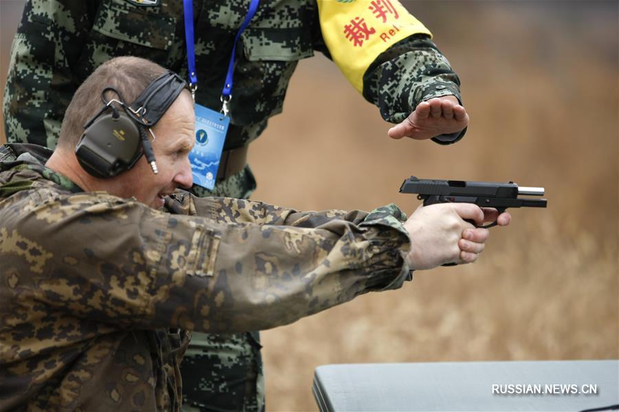 Международные соревнования по снайперской стрельбе "Острый клинок - 2018" закончились в Пекине 