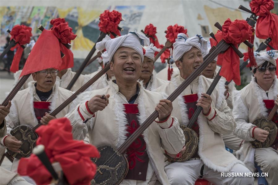 Ребятишки из провинции Шэньси изучают традиционную культуру Китая