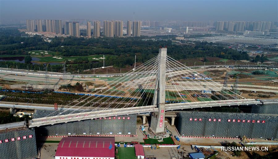 Успешно проведена установка вантового моста весом 16500 тонн на ВСЖД Чжэнчжоу-Ваньчжоу