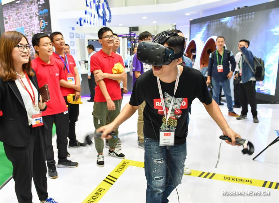 В Китае открылась 4-я международная выставка "Интернет+"