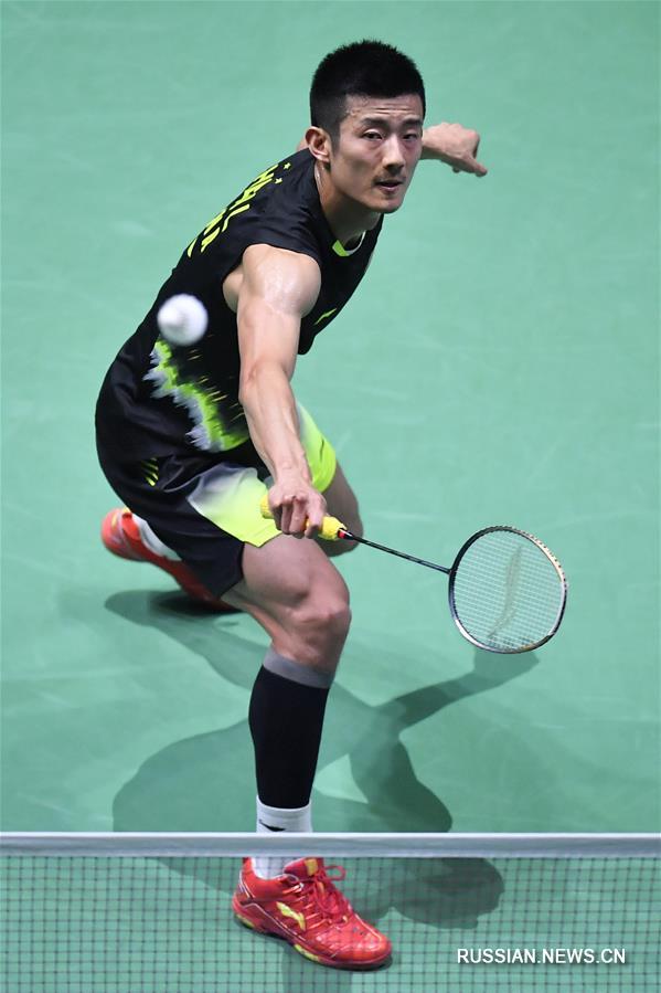 Китайский бадминтонист Чэнь Лун вышел в полуфинал Открытого чемпионата Франции