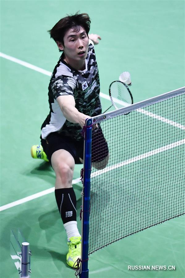 Китайский бадминтонист Ши Юйци вышел в полуфинал Открытого чемпионата Франции