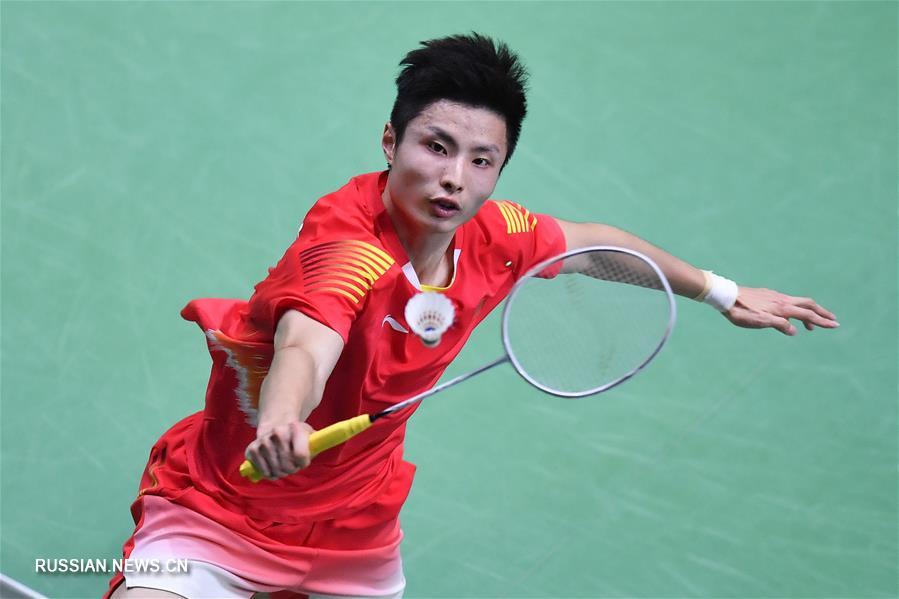 Китайский бадминтонист Ши Юйци вышел в финал Открытого чемпионата Франции