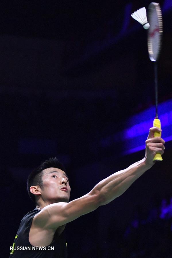 Китайский бадминтонист Чэнь Лун вышел в финал Открытого чемпионата Франции