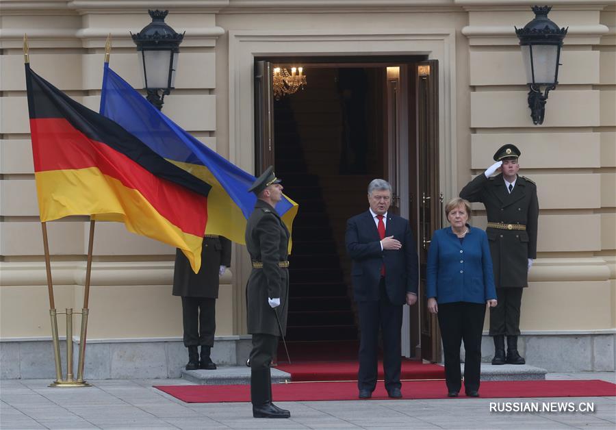 Ангела Меркель прибыла в Украину с официальным визитом