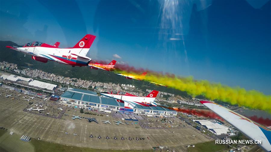 Авиашоу на Airshow China в городе Чжухай