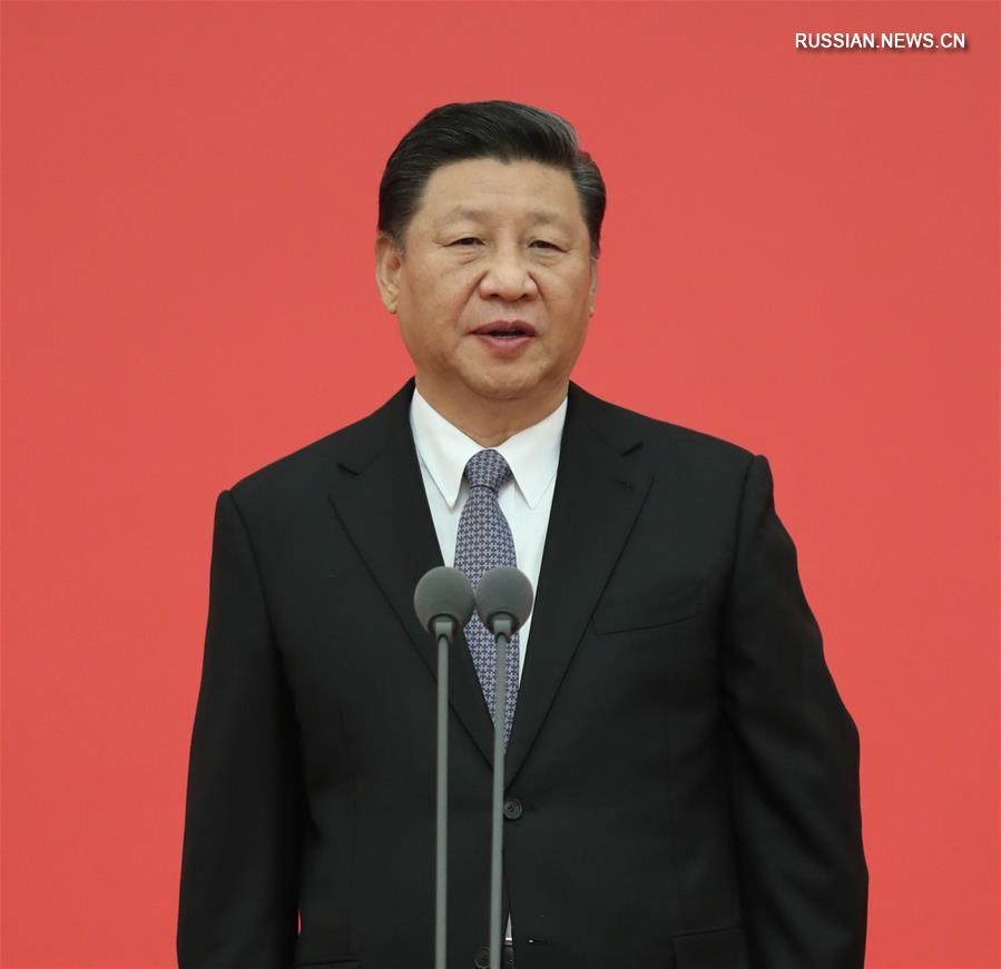 Си Цзиньпин вручил флаг новой пожарно-спасательной службе Китая