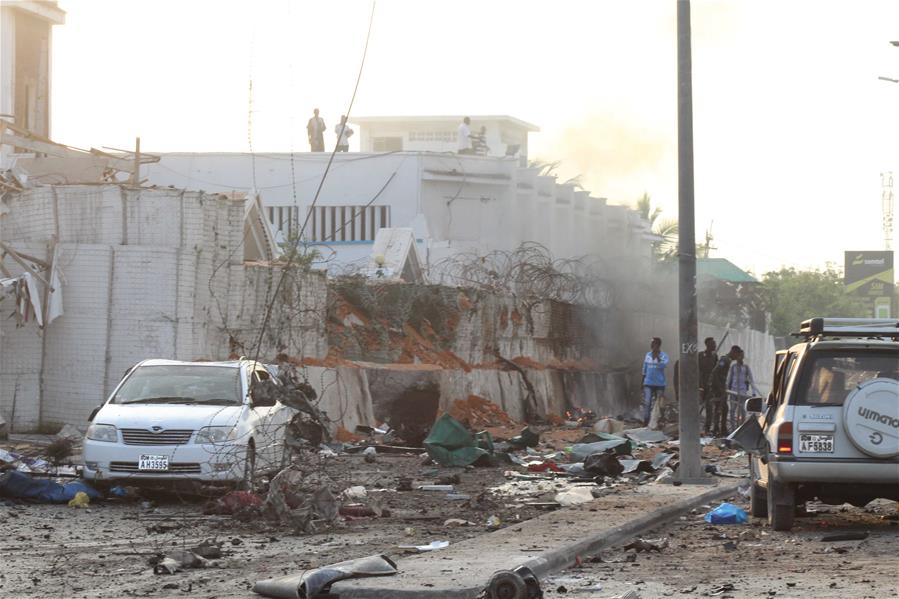 В столице Сомали взорван автомобиль, погибли 10 человек
