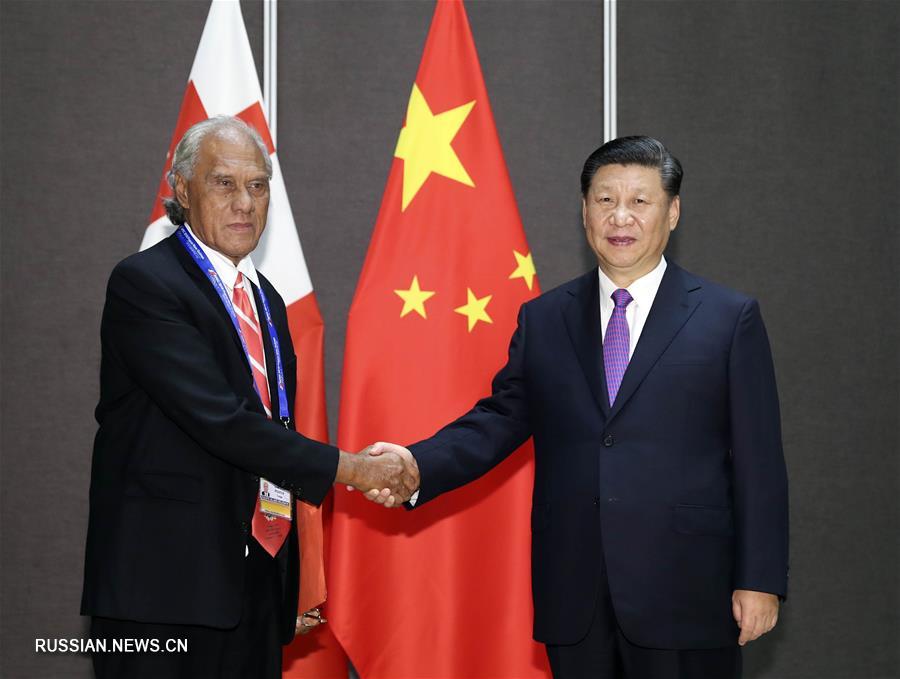 Си Цзиньпин встретился с руководителями островных государств Тихого океана, которые установили дипотношения с КНР