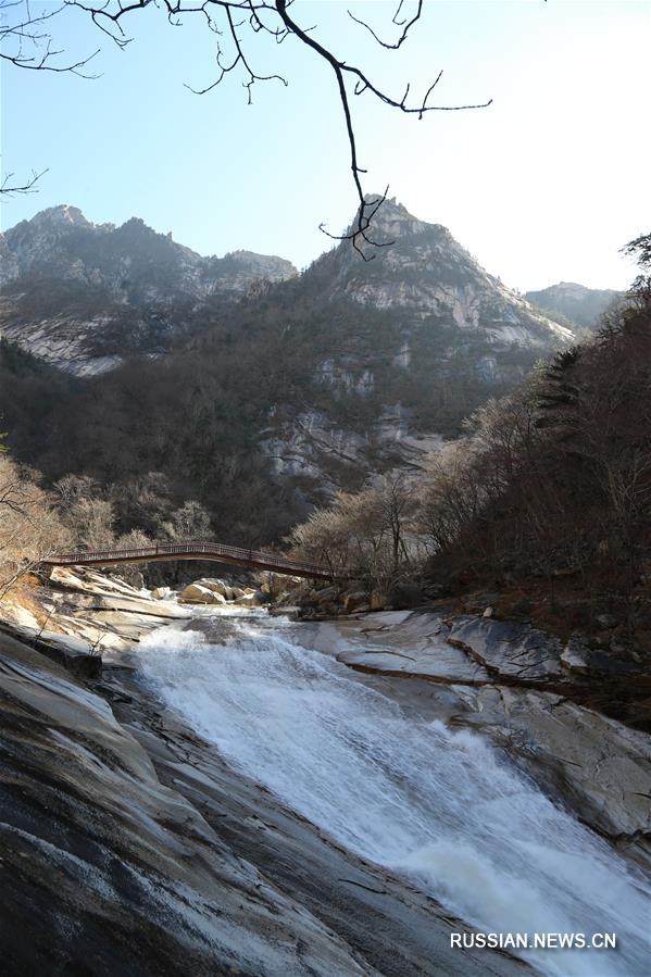 КНДР и РК отметили 20-летие старта Кымгансанского туристического проекта 