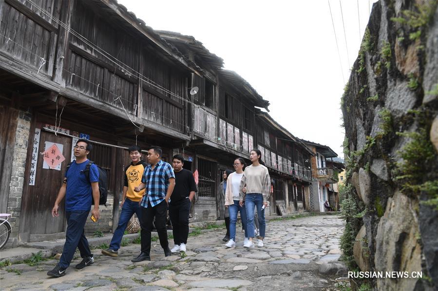 Живописные пейзажи древнего поселка Мэйлинь на юго-востоке Китая