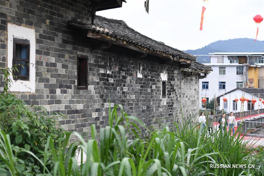 Живописные пейзажи древнего поселка Мэйлинь на юго-востоке Китая