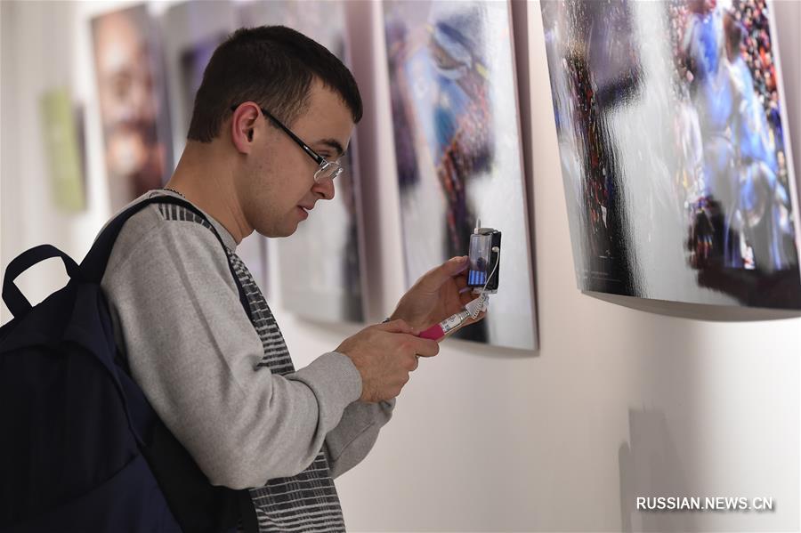 В Москве открылась фотовыставка "Пудун сегодня"