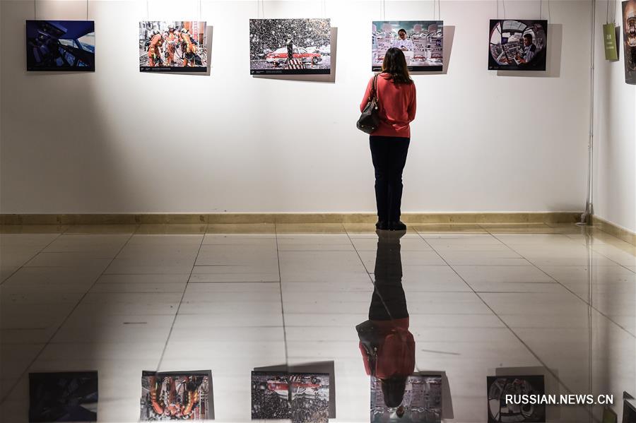 В Москве открылась фотовыставка "Пудун сегодня"