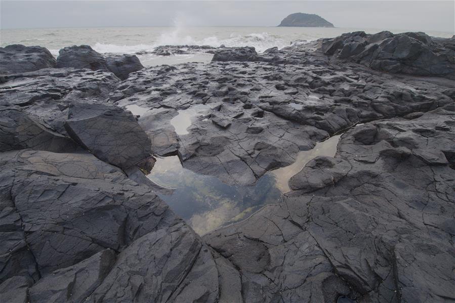 Прибрежный геолого-вулканический парк в уезде Чжанпу