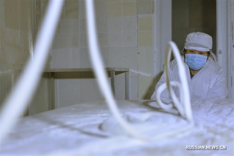 Сделанная вручную лапша гуамянь из провинции Хэбэй