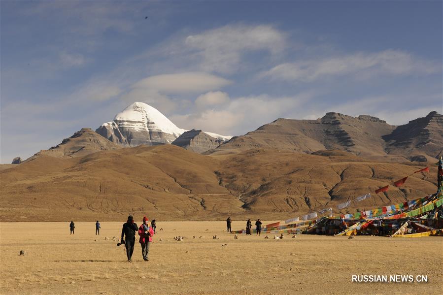 Зима на вершине Кайлас в Тибетском АР