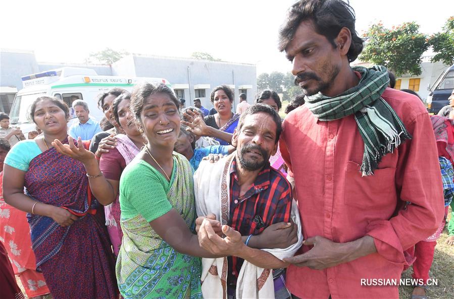 12 человек скончались в результате массового пищевого отравления на юге Индии