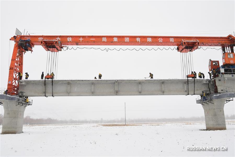 Продолжается строительство Лхаса-Ньингчи --  участка железной дороги Сычуань-Тибетский АР