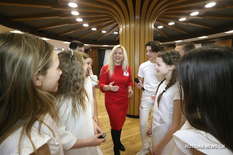 В Минске открылось новое здание продюсерского центра "СПАМАШ"