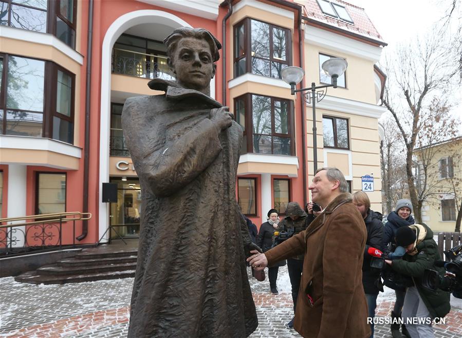 В Минске открылось новое здание продюсерского центра "СПАМАШ"