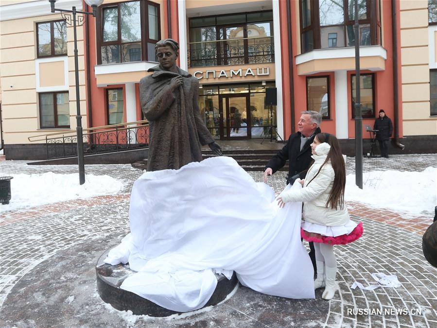 В Минске открылось новое здание продюсерского центра "СПАМАШ"