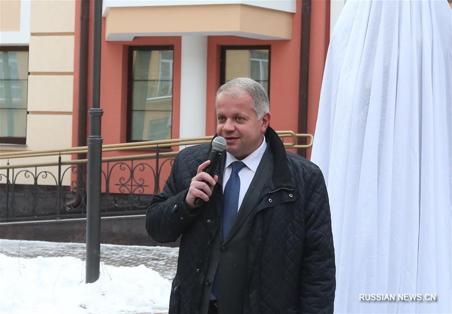 В Минске открылось новое здание продюсерского центра "СПАМАШ"