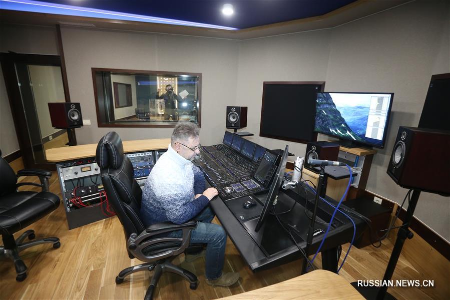 В Минске открылось новое здание продюсерского центра "СПАМАШ"