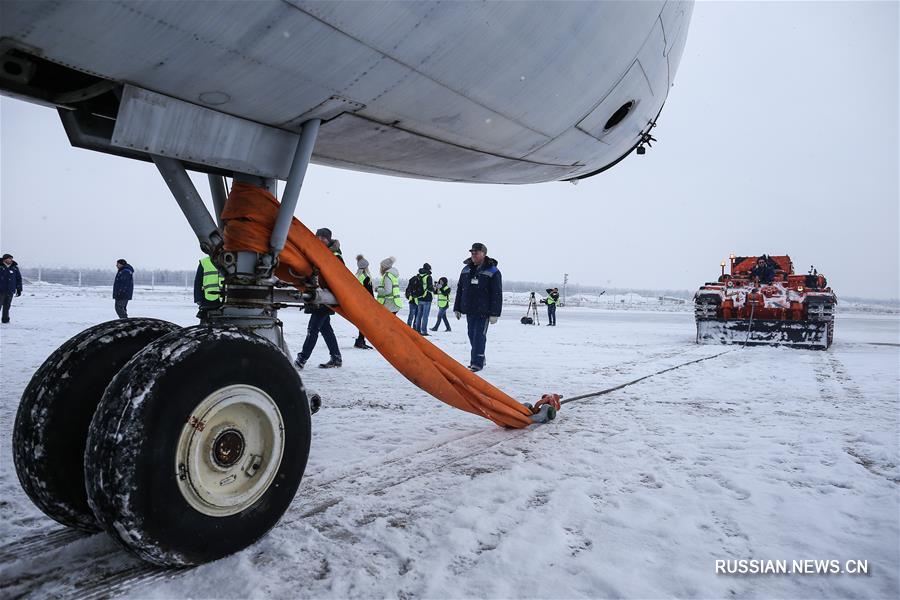 В Москве представили бронированный эвакуатор 