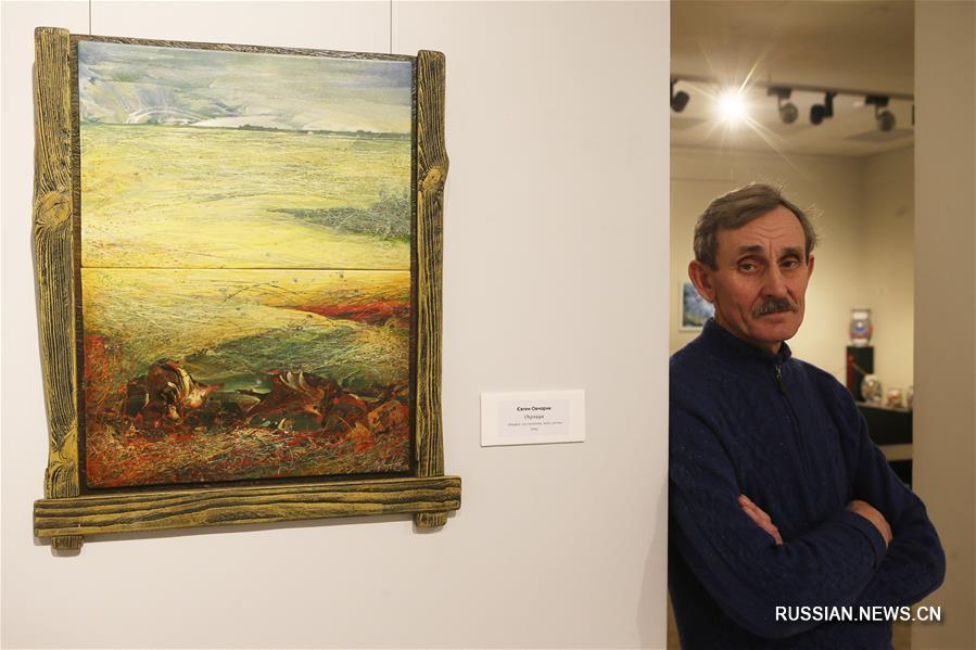 В Киеве открылась выставка художественного фарфора