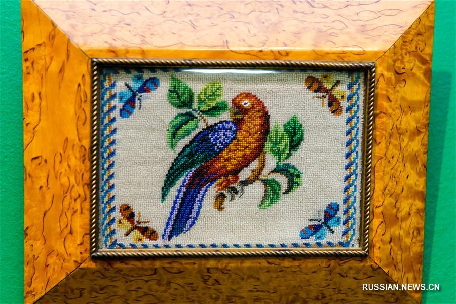 Выставка старинных работ из бисера продолжается во Владивостоке