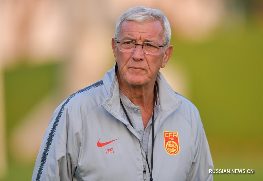 Китайская национальная мужская сборная ведет в Дохе подготовку к Чемпионату Азии по футболу 