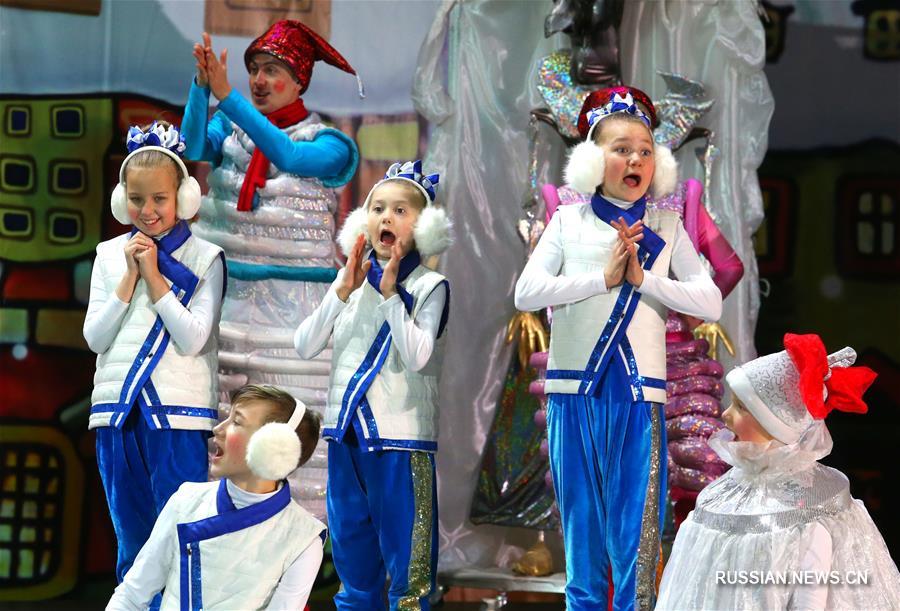 В Минске прошел благотворительный спектакль Молодежного театра эстрады