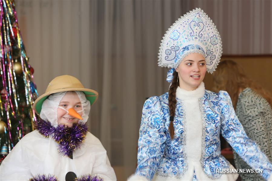 Китайская компания "Чайна Мерчантс Групп" приняла участие в новогодней благотворительной акции в Беларуси