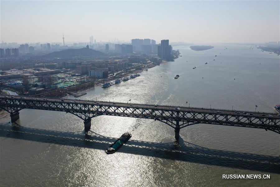 （经济）（6）南京长江大桥公路桥恢复通车