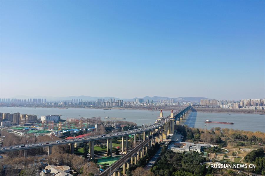 （新华视界）（5）南京长江大桥公路桥恢复通车