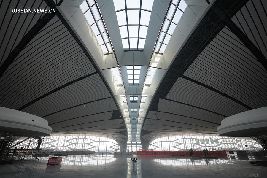 Вид с высоты птичьего полета на новый международный аэропорт Пекина 