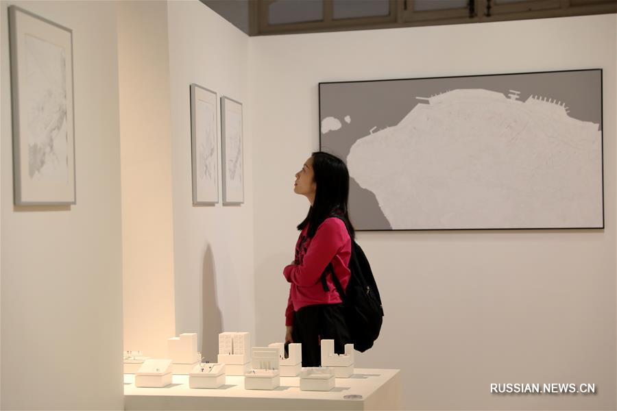 В Сянгане открылась выставка на тему городской жизни