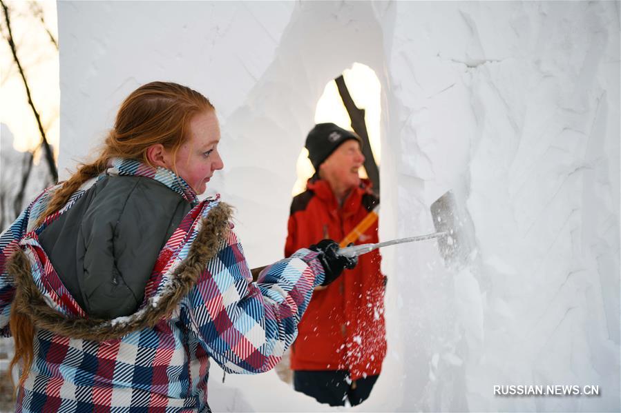Международный конкурс снежных скульптурв в Харбине набирает обороты