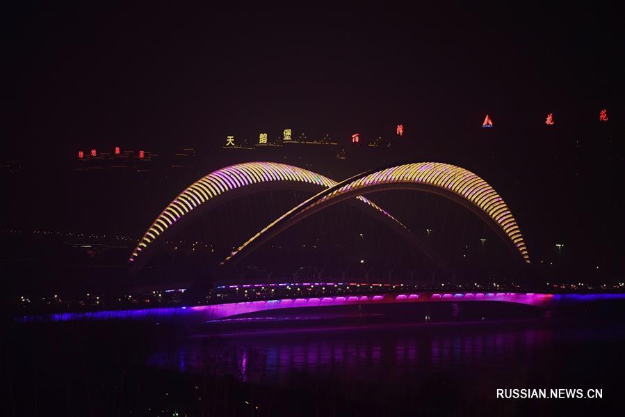 Ночная подсветка в городе Тайюань