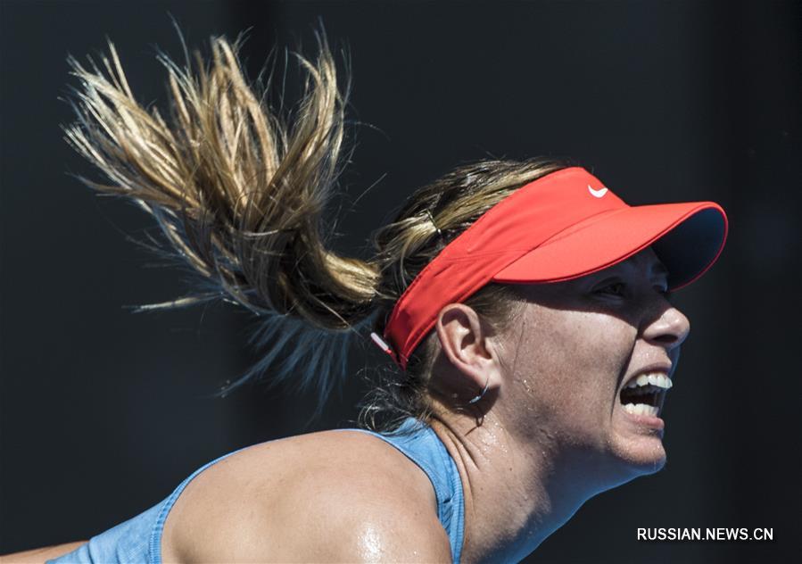 Российская теннисистка Мария Шарапова вышла во второй круг Australian open