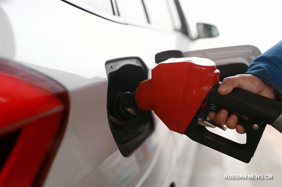В Китае подняли цены на бензин и дизельное топливо
