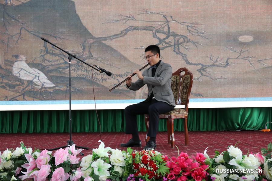 Торговая палата китайских предприятий в Таджкистане организовала концерт по случаю 40-летия политики реформ и открытости в Китае
